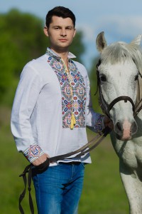Вышиванка мужская с гербом Украины
